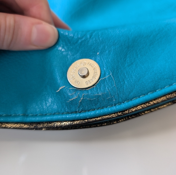 Urban Expressions Clutch Handbag - Picture 10 of 10